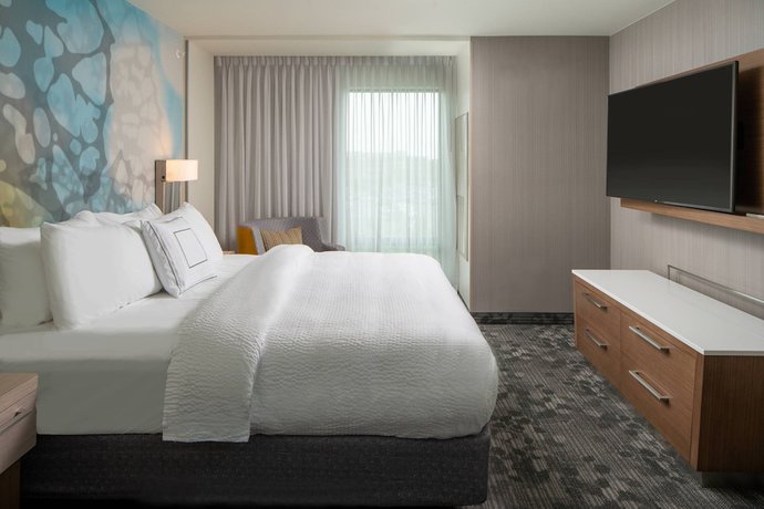 Imagen de la habitación del Hotel Courtyard By Marriott Lafayette South. Foto 5
