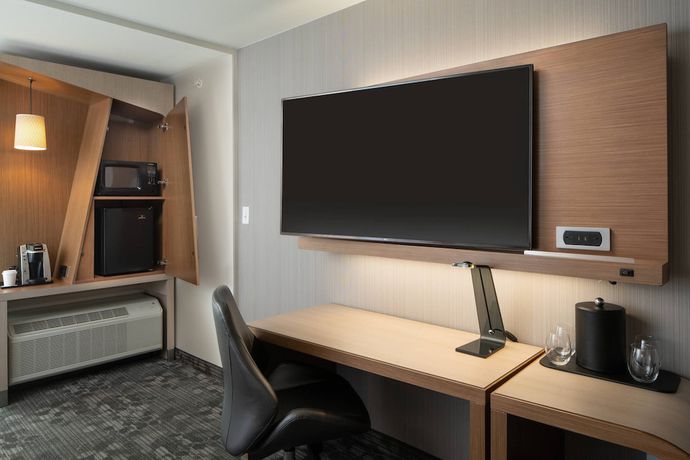 Imagen de la habitación del Hotel Courtyard By Marriott Lafayette South. Foto 12