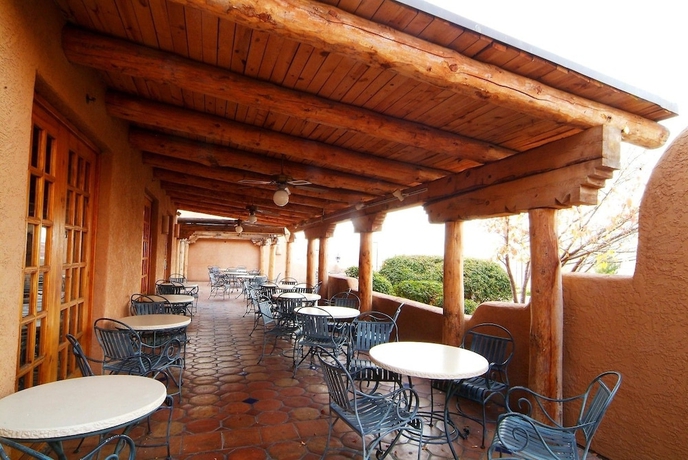 Imagen del bar/restaurante del Hotel Courtyard By Marriott Lake Powell. Foto 2