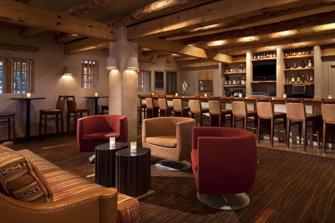 Imagen del bar/restaurante del Hotel Courtyard By Marriott Lake Powell. Foto 3
