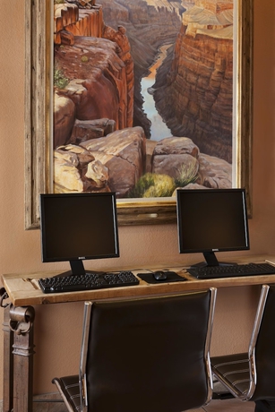 Imagen de los interiores del Hotel Courtyard By Marriott Lake Powell. Foto 19