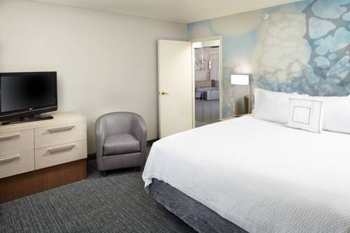 Imagen de la habitación del Hotel Courtyard By Marriott Lansing. Foto 4