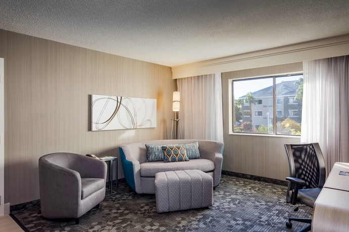 Imagen de la habitación del Hotel Courtyard By Marriott Las Vegas Henderson/green Valley. Foto 5