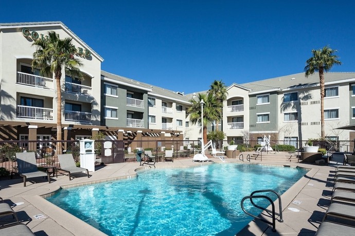 Imagen de la piscina del Hotel Courtyard By Marriott Las Vegas Henderson/green Valley. Foto 19