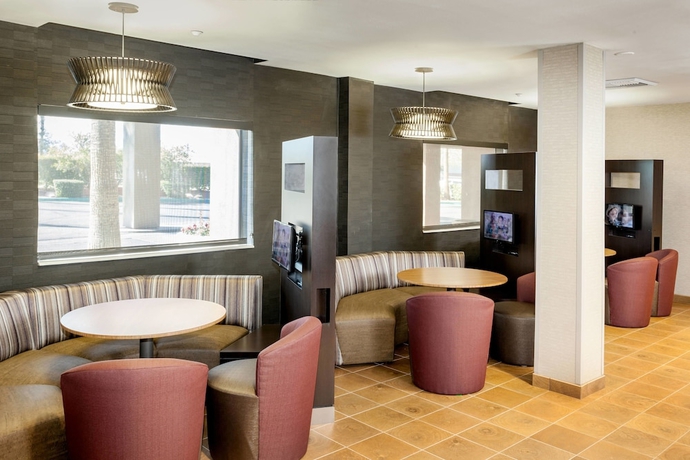 Imagen general del Hotel Courtyard By Marriott Las Vegas Henderson/green Valley. Foto 3