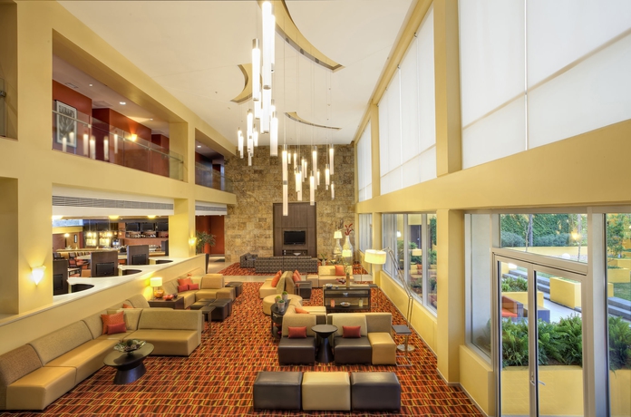 Imagen de los interiores del Hotel Courtyard By Marriott Leon At The Poliforum. Foto 10