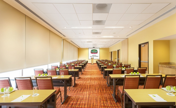 Imagen de los interiores del Hotel Courtyard By Marriott Leon At The Poliforum. Foto 13