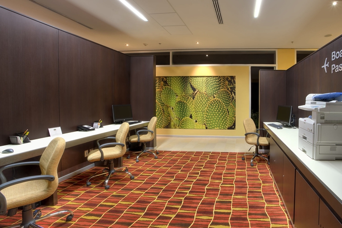 Imagen de los interiores del Hotel Courtyard By Marriott Leon At The Poliforum. Foto 14