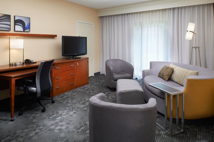 Imagen de la habitación del Hotel Courtyard By Marriott Lexington North. Foto 6