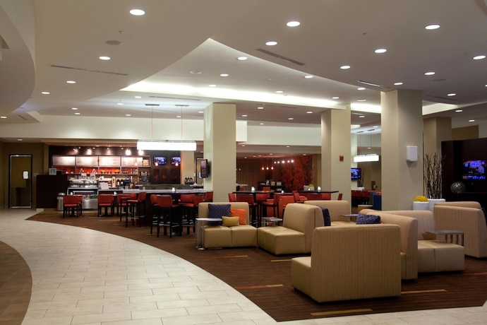 Imagen de los interiores del Hotel Courtyard By Marriott Lincoln Downtown. Foto 15