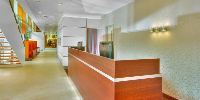 Imagen de los interiores del Hotel Courtyard By Marriott Linz. Foto 11