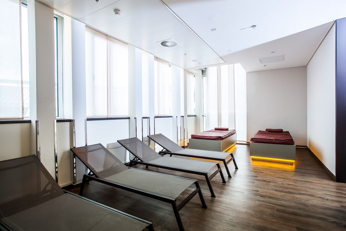 Imagen de los interiores del Hotel Courtyard By Marriott Linz. Foto 15