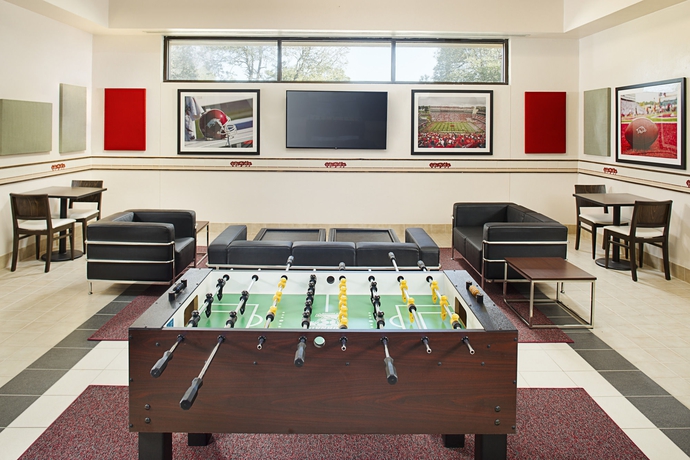 Imagen de los interiores del Hotel Courtyard By Marriott Little Rock West. Foto 2