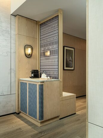Imagen de la habitación del Hotel Courtyard By Marriott Liuzhou Sanjiang. Foto 11