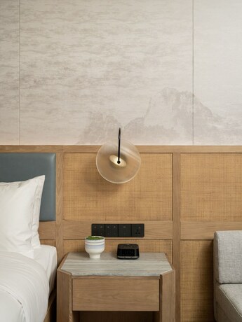 Imagen de la habitación del Hotel Courtyard By Marriott Liuzhou Sanjiang. Foto 19