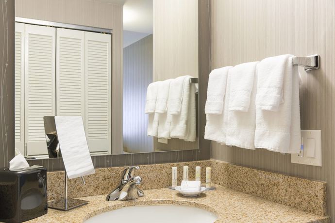 Imagen de la habitación del Hotel Courtyard By Marriott Livermore. Foto 3