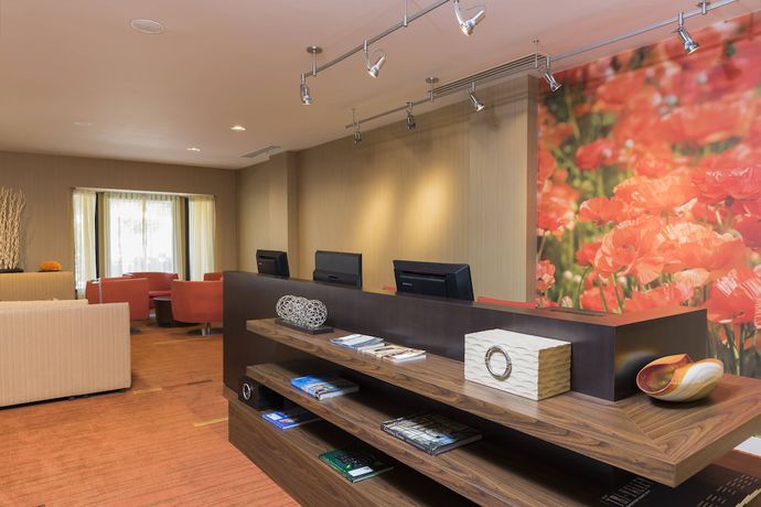 Imagen de los interiores del Hotel Courtyard By Marriott Livermore. Foto 20
