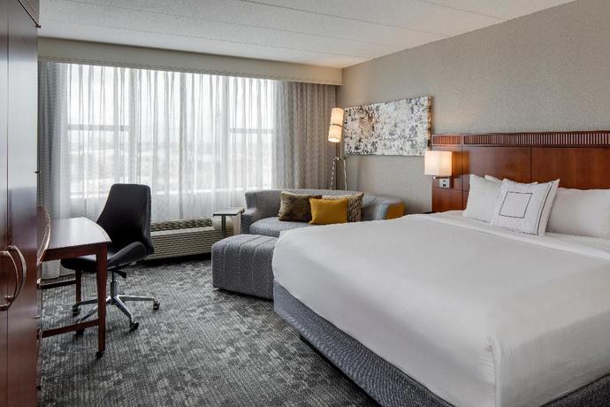 Imagen de la habitación del Hotel Courtyard By Marriott - Logan Airport. Foto 12