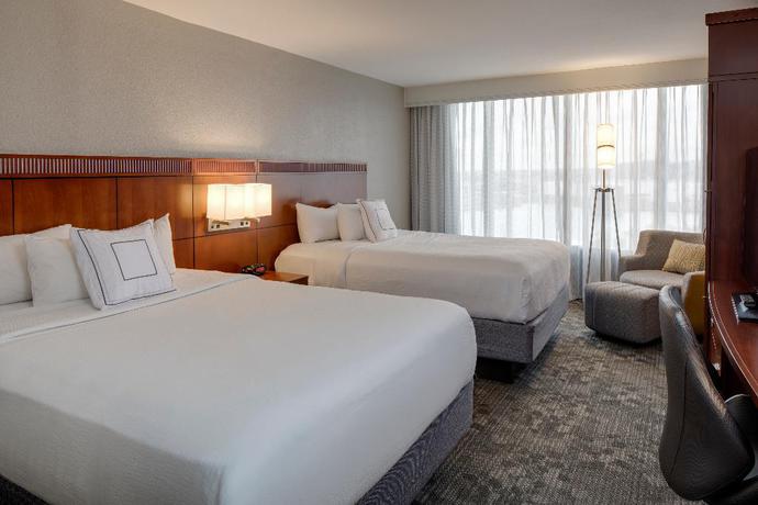 Imagen de la habitación del Hotel Courtyard By Marriott - Logan Airport. Foto 13