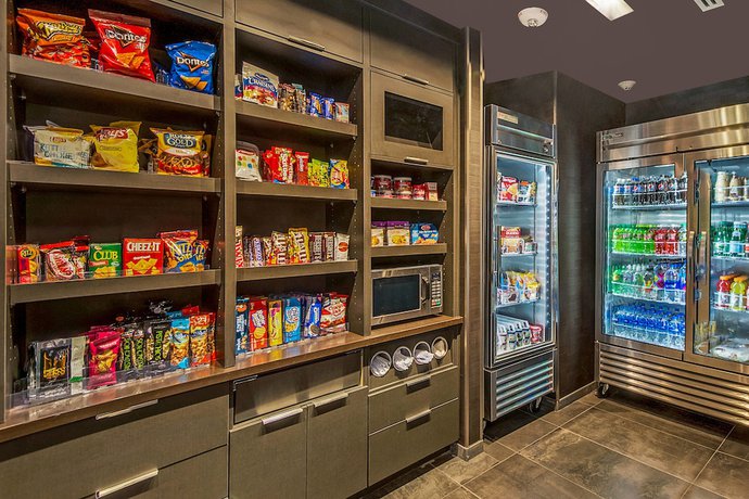 Imagen de los interiores del Hotel Courtyard By Marriott Longview North. Foto 19