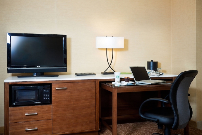 Imagen de la habitación del Hotel Courtyard By Marriott Los Angeles Century City/beverly Hills. Foto 8