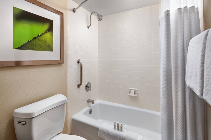 Imagen de la habitación del Hotel Courtyard By Marriott Los Angeles Century City/beverly Hills. Foto 10