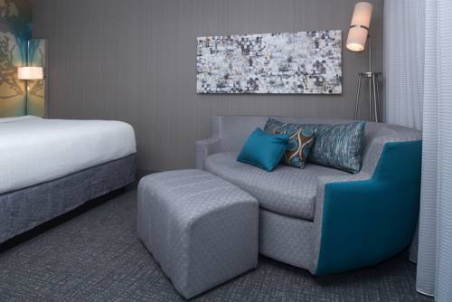Imagen de la habitación del Hotel Courtyard By Marriott Lynchburg. Foto 6