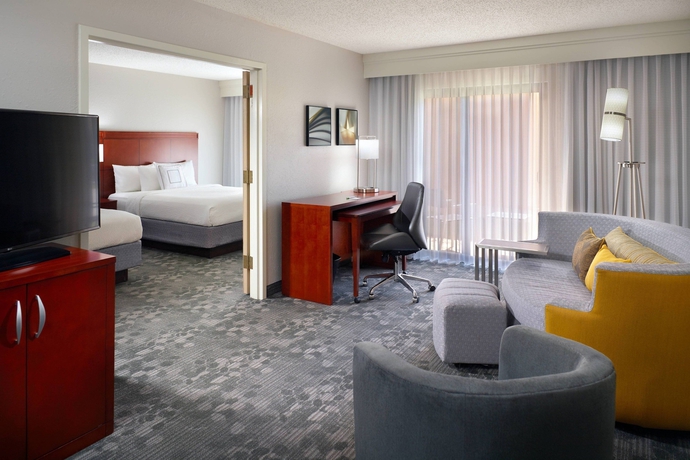 Imagen de la habitación del Hotel Courtyard By Marriott Macon. Foto 17
