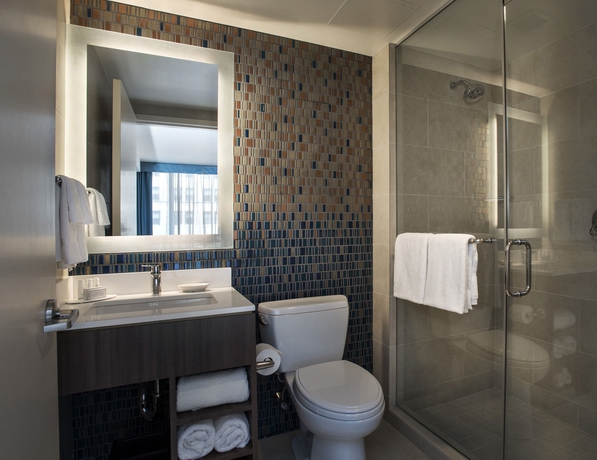 Imagen de la habitación del Hotel Courtyard By Marriott Manhattan Chelsea. Foto 13