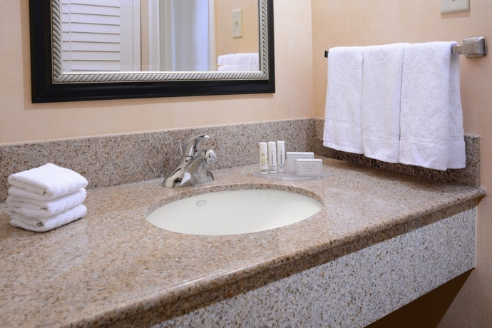 Imagen de la habitación del Hotel Courtyard By Marriott Medical Center San Antonio. Foto 10