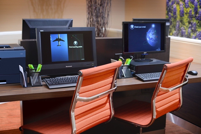 Imagen de los interiores del Hotel Courtyard By Marriott Medical Center San Antonio. Foto 16