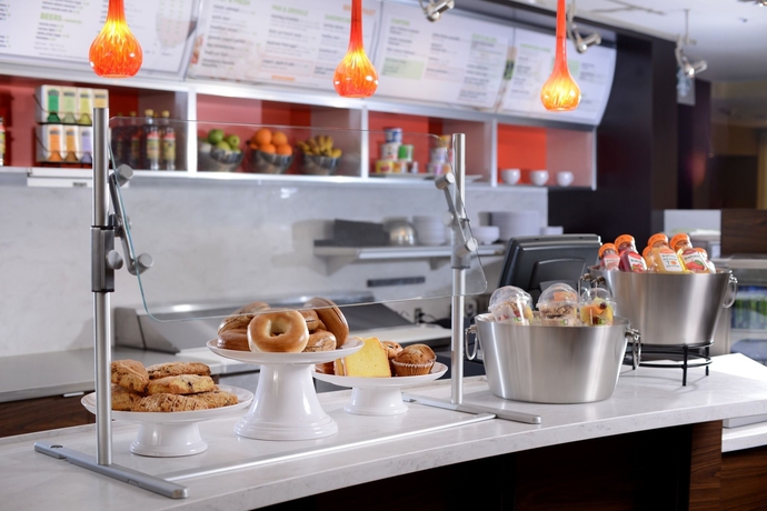 Imagen del bar/restaurante del Hotel Courtyard By Marriott Medical Center San Antonio. Foto 3