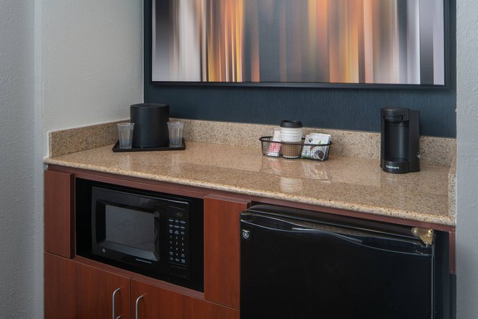 Imagen de la habitación del Hotel Courtyard By Marriott Memphis East/park Avenue. Foto 12