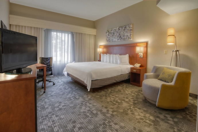 Imagen de la habitación del Hotel Courtyard By Marriott Memphis Germantown. Foto 13