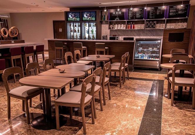 Imagen del bar/restaurante del Hotel Courtyard By Marriott Mexico City Revolucion. Foto 3