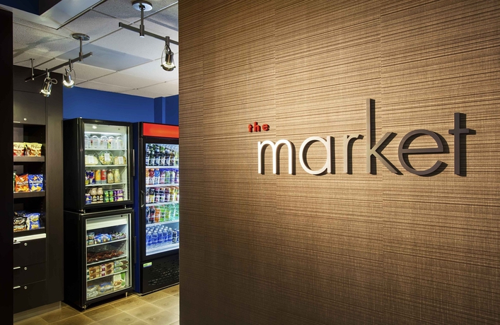 Imagen del bar/restaurante del Hotel Courtyard By Marriott Miami Aventura Mall. Foto 4