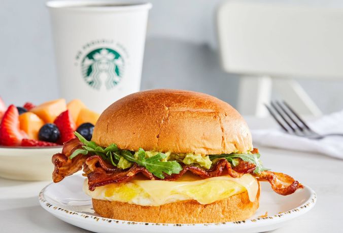 Imagen del bar/restaurante del Hotel Courtyard By Marriott Miami Beach-south Beach. Foto 7