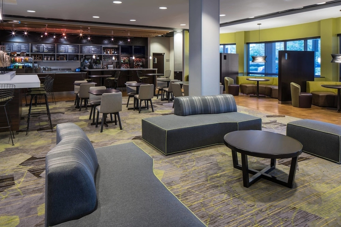 Imagen del bar/restaurante del Hotel Courtyard By Marriott Miami West/ Fl Turnpike. Foto 7