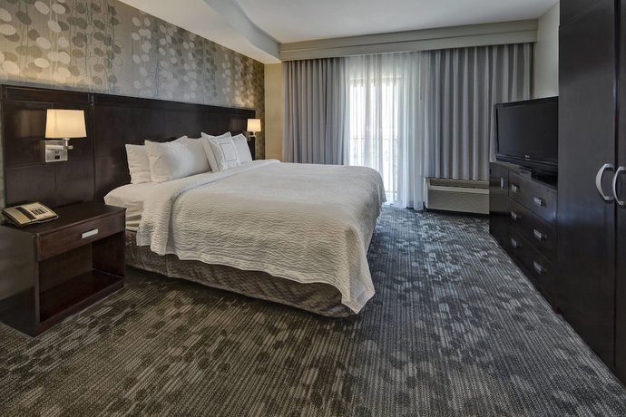 Imagen de la habitación del Hotel Courtyard By Marriott Midland. Foto 5