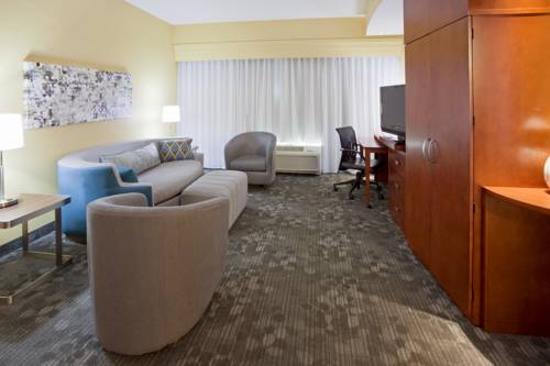 Imagen de la habitación del Hotel Courtyard By Marriott Minneapolis Maple Grove/arbor Lakes. Foto 3