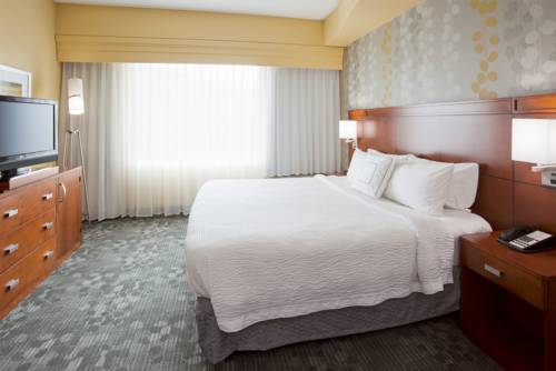 Imagen de la habitación del Hotel Courtyard By Marriott Minneapolis Maple Grove/arbor Lakes. Foto 4