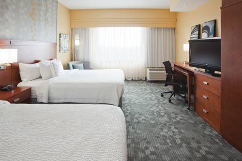 Imagen de la habitación del Hotel Courtyard By Marriott Minneapolis Maple Grove/arbor Lakes. Foto 10