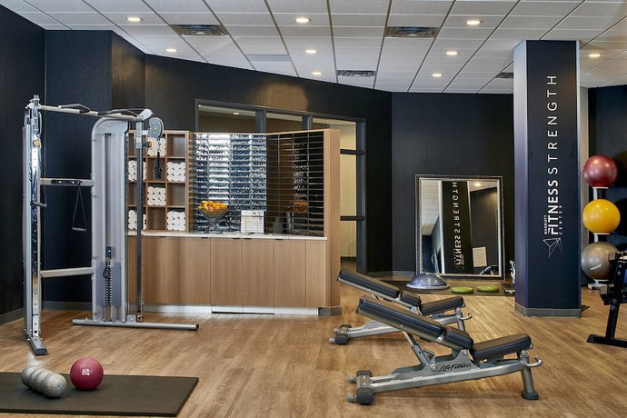 Imagen de los interiores del Hotel Courtyard By Marriott Minneapolis West. Foto 18