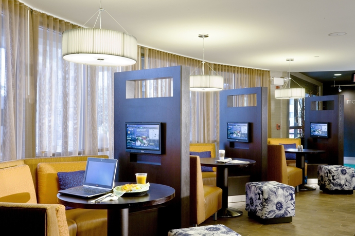 Imagen del bar/restaurante del Hotel Courtyard By Marriott Missoula. Foto 2