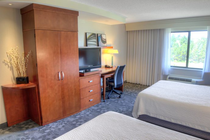 Imagen de la habitación del Hotel Courtyard By Marriott Mobile Daphne/eastern Shore. Foto 6