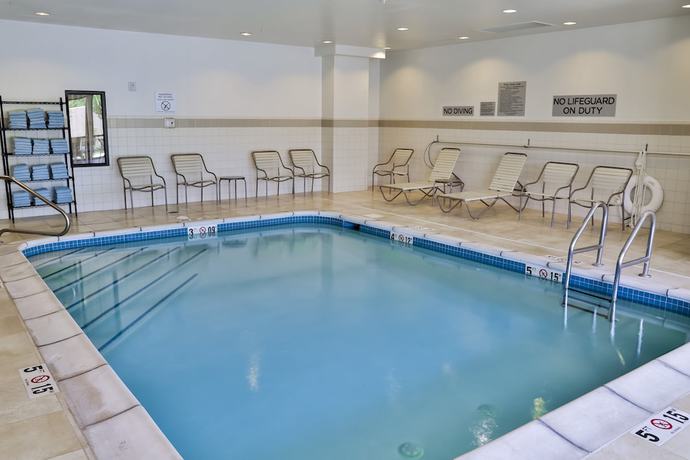 Imagen de la piscina del Hotel Courtyard By Marriott Mobile Daphne/eastern Shore. Foto 18