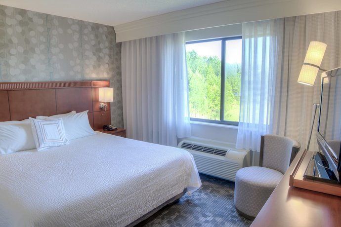 Imagen del bar/restaurante del Hotel Courtyard By Marriott Mobile Daphne/eastern Shore. Foto 3