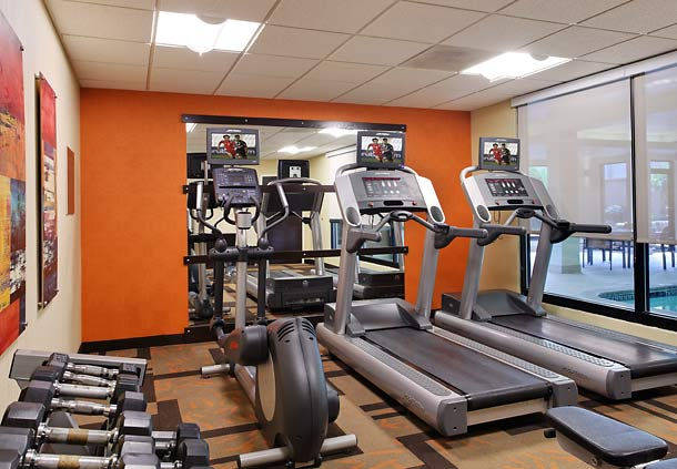 Imagen de los interiores del Hotel Courtyard By Marriott Mobile. Foto 7