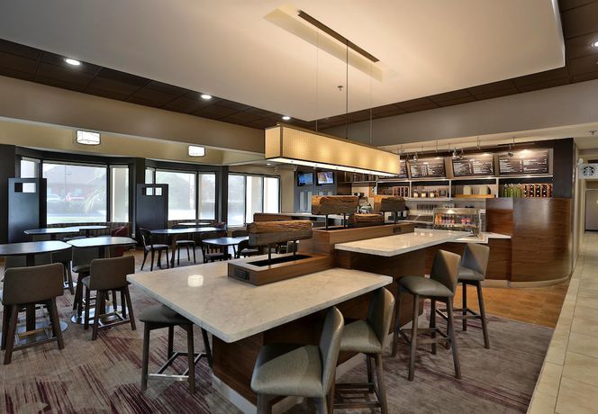 Imagen del bar/restaurante del Hotel Courtyard By Marriott Montgomery. Foto 3