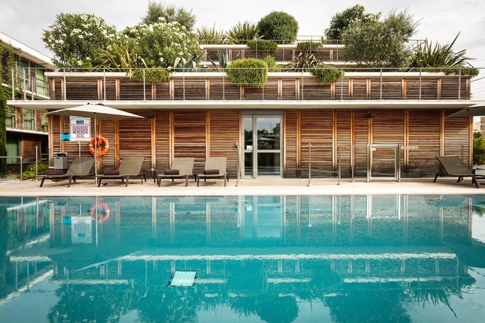 Imagen general del Hotel Courtyard By Marriott Montpellier. Foto 2